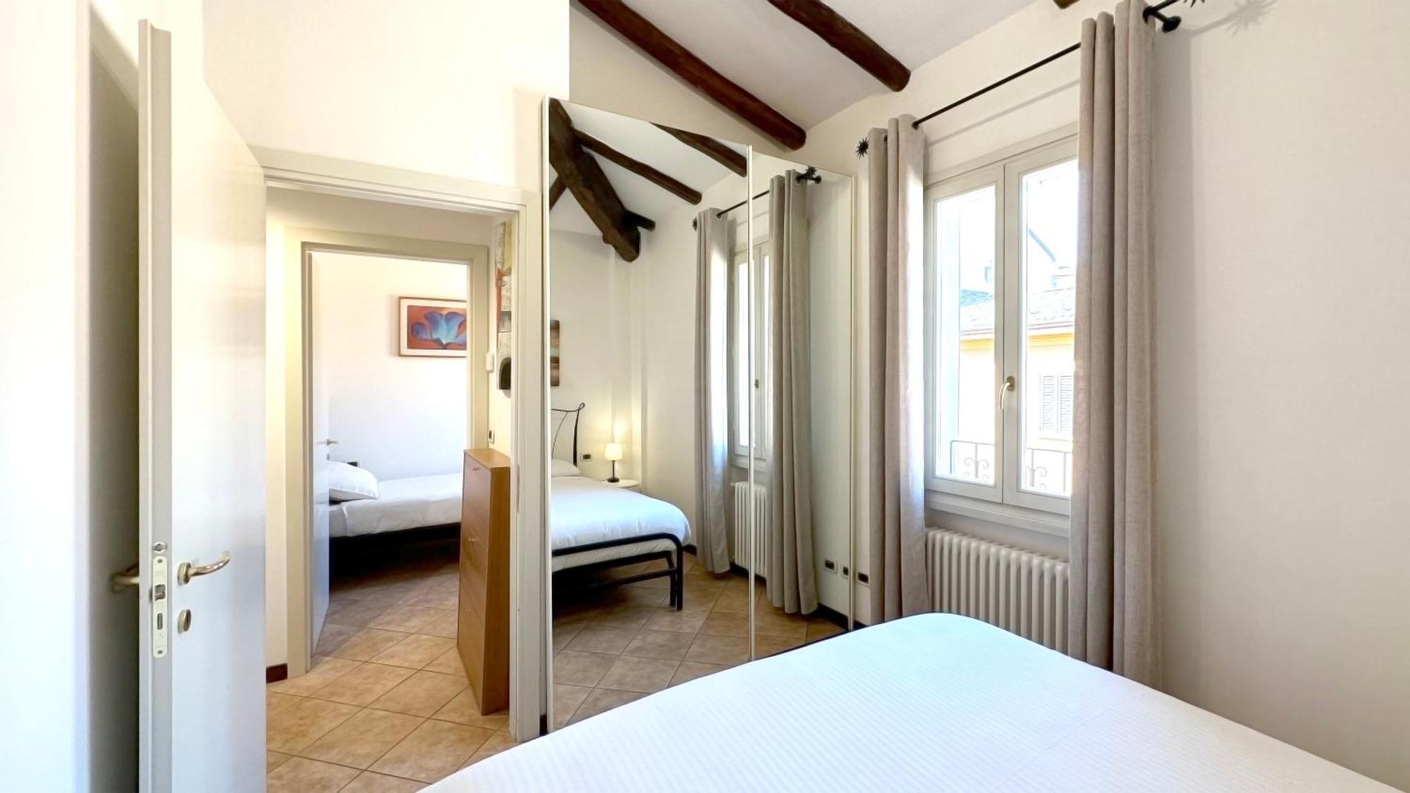 Int 4 - Suite Edoardo By Residence San Luca Bologna Luaran gambar