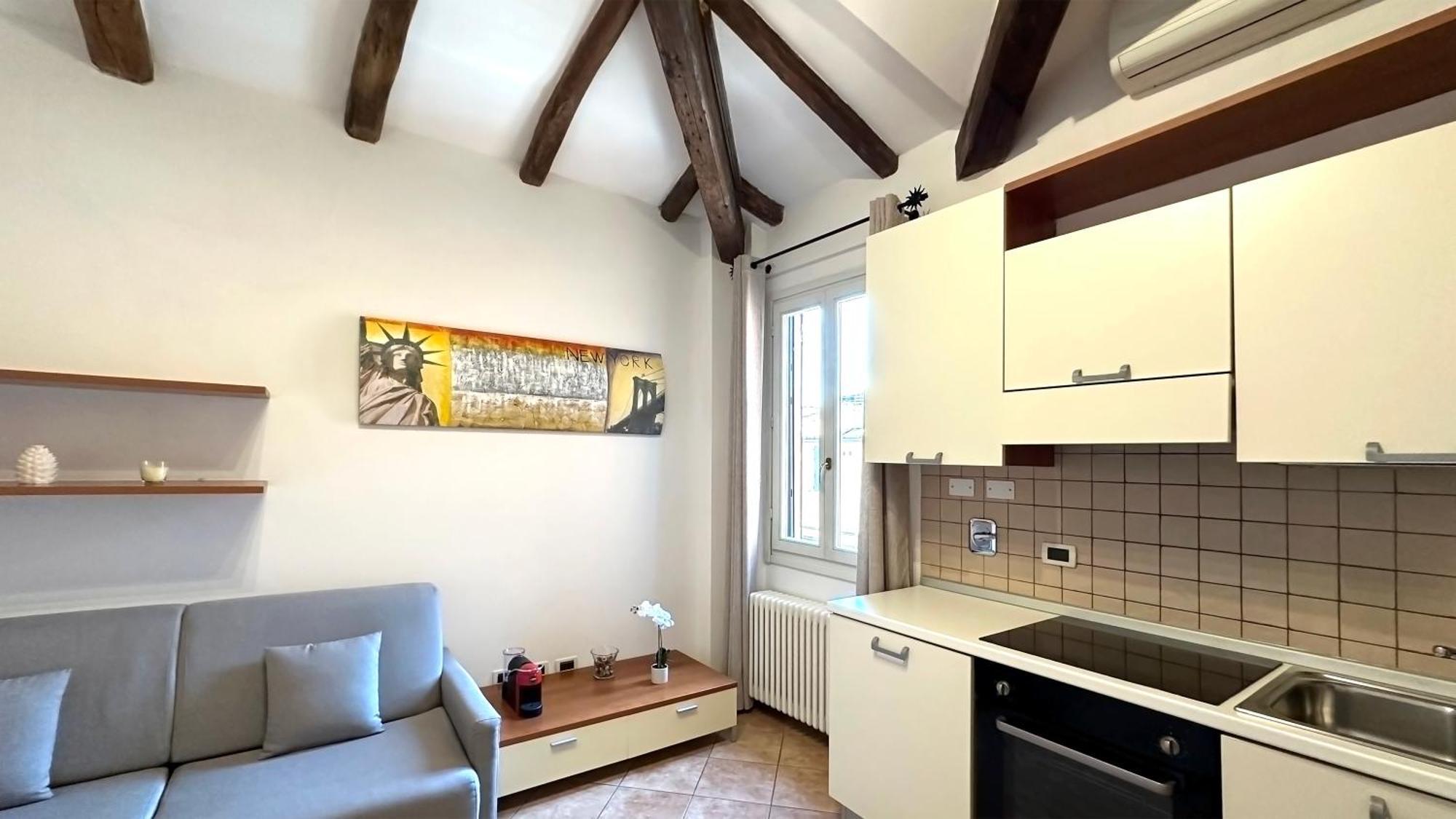 Int 4 - Suite Edoardo By Residence San Luca Bologna Luaran gambar